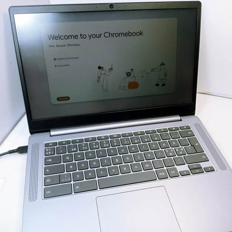 LAPTOP LENOVO IDEAPAD CHROME