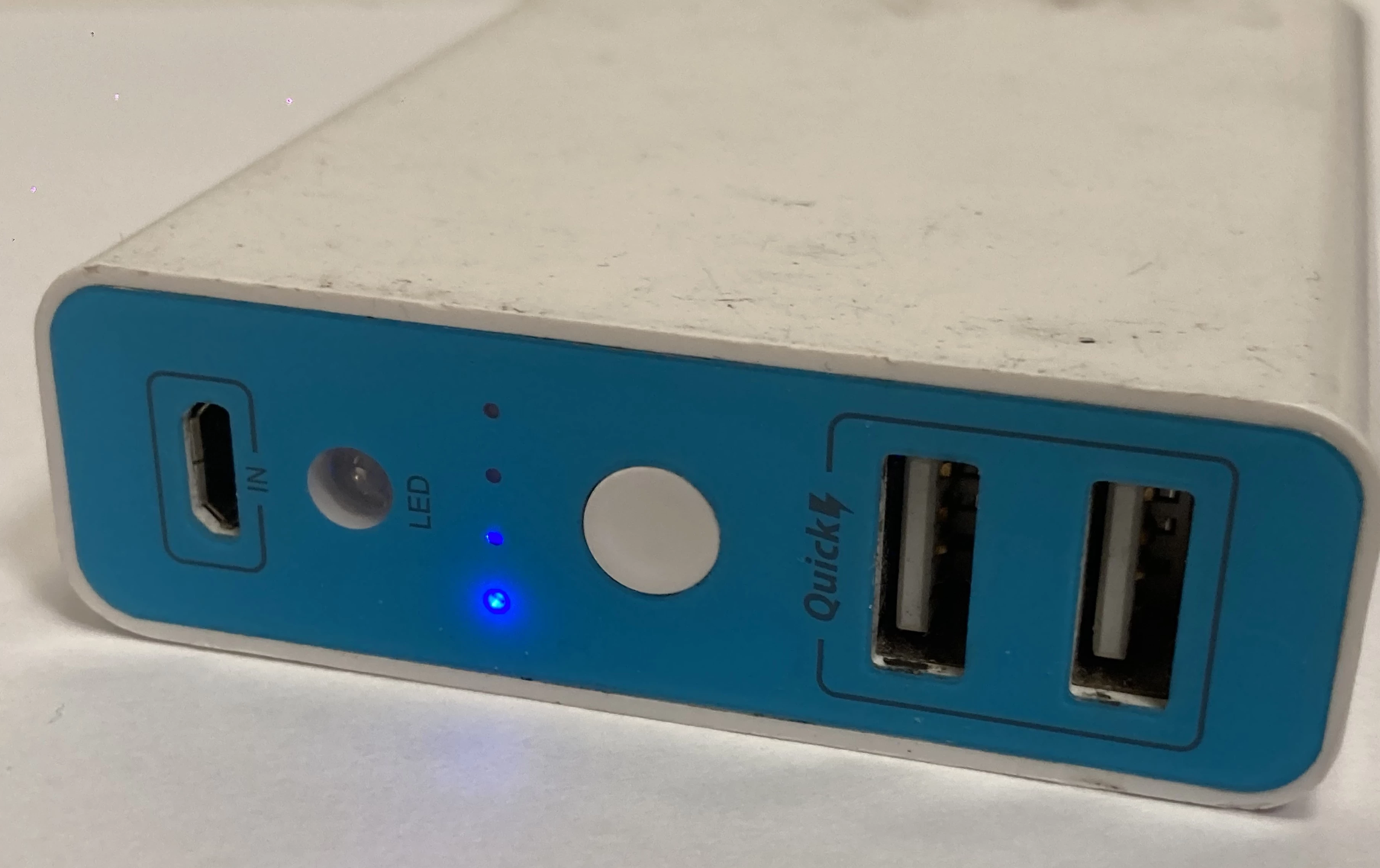 powerbank-iluv-mypower-104polecam-stan-11323-2