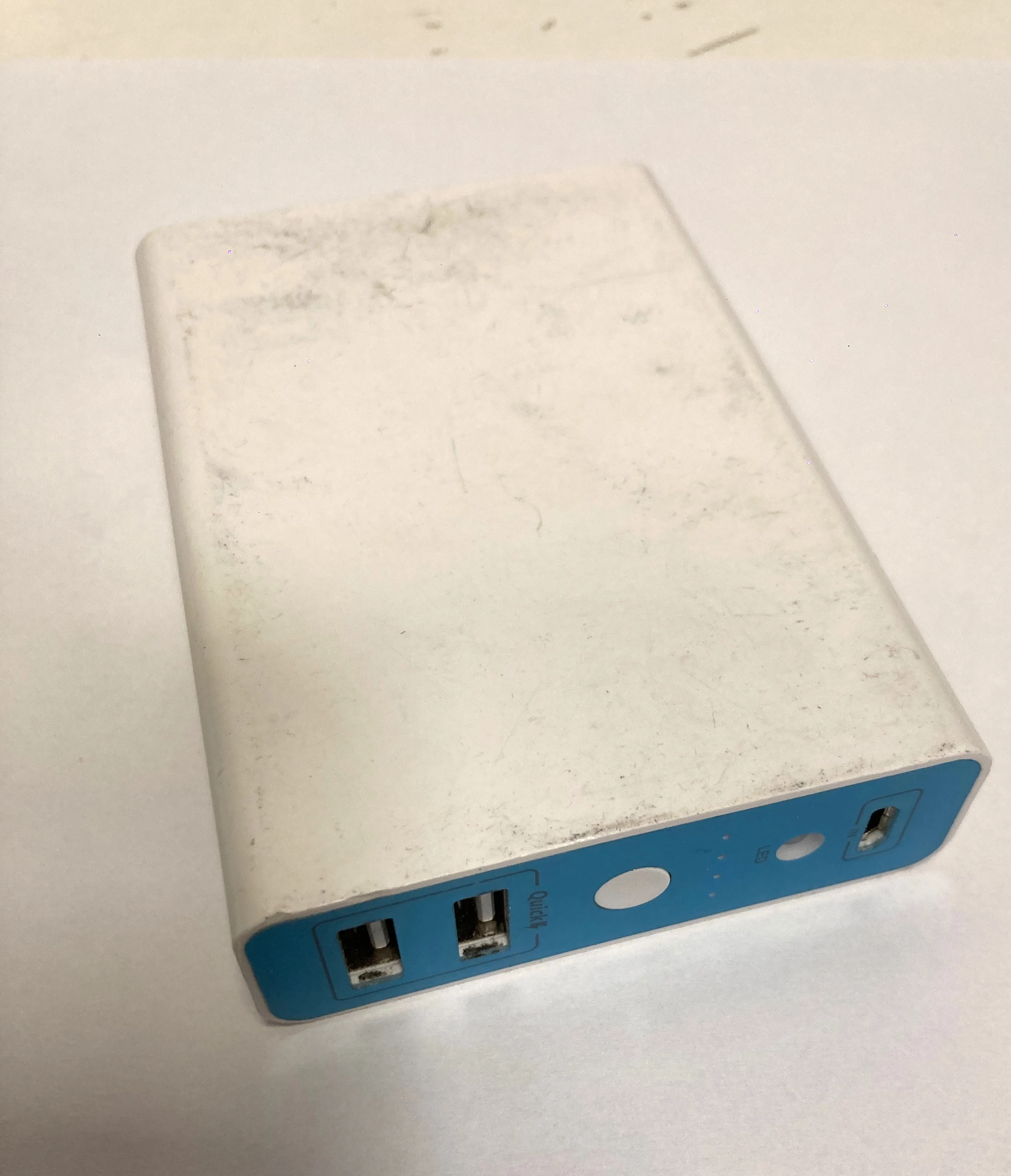 powerbank-iluv-mypower-104polecam-plac-imbramowski-121-krakow