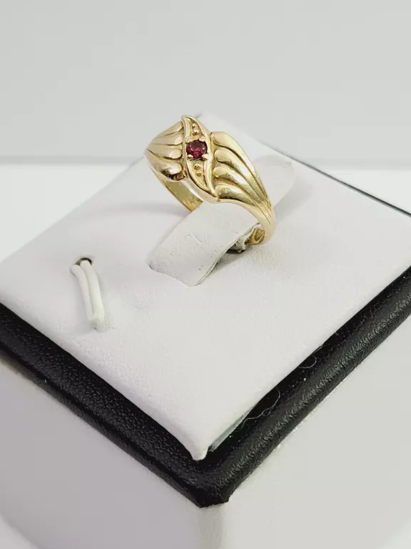 uroczy-zloty-pierscionek-z-rubinem-585-235g-r13-kolor-dominujacy-205826-225106