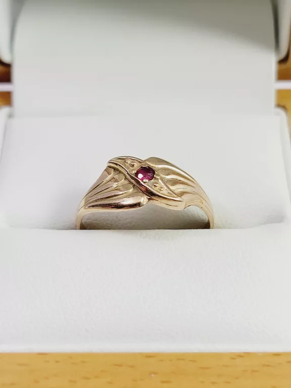 uroczy-zloty-pierscionek-z-rubinem-585-235g-r13-kurpinskiego-117-poznan-ska-x