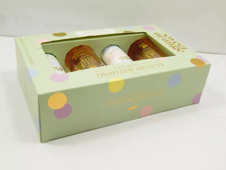ZESTAW ŚWIĄTECZNY KOSMTYKI LUXURY 4SZT