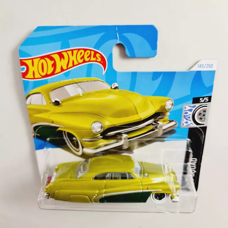 SAMOCHÓD HOT WHEELS RÓZNE