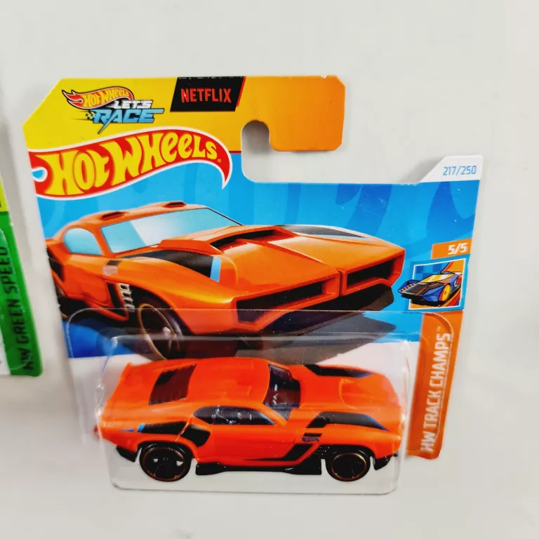 SAMOCHÓD HOT WHEELS RÓZNE