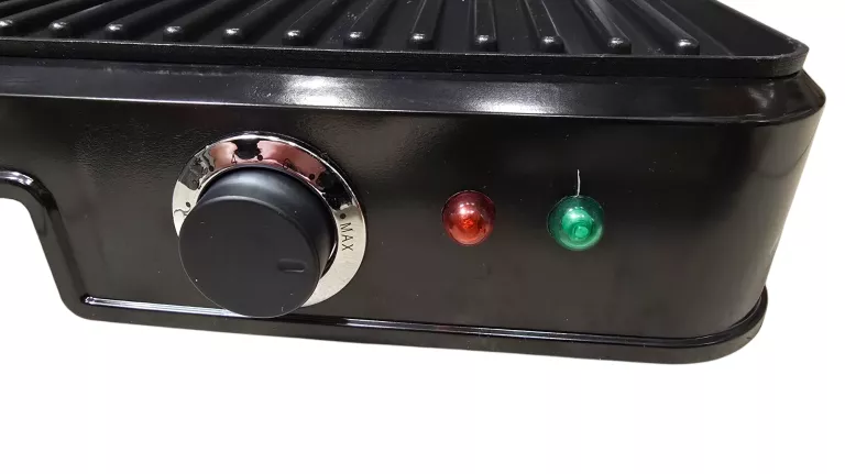 GRILL ELEKTRYCZNY BEZTŁUSZCZOWY CLATRONIC KG 3487