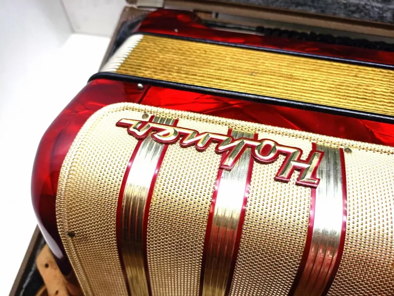 AKORDEON HOHNER CONCERTO II 72 BASY