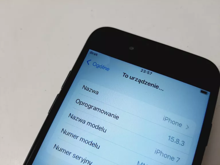 telefon-iphone-7-32-gb-przekatna-ekranu-470