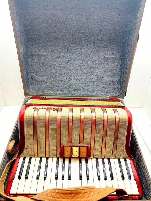 AKORDEON HOHNER CONCERTO II 72 BASY