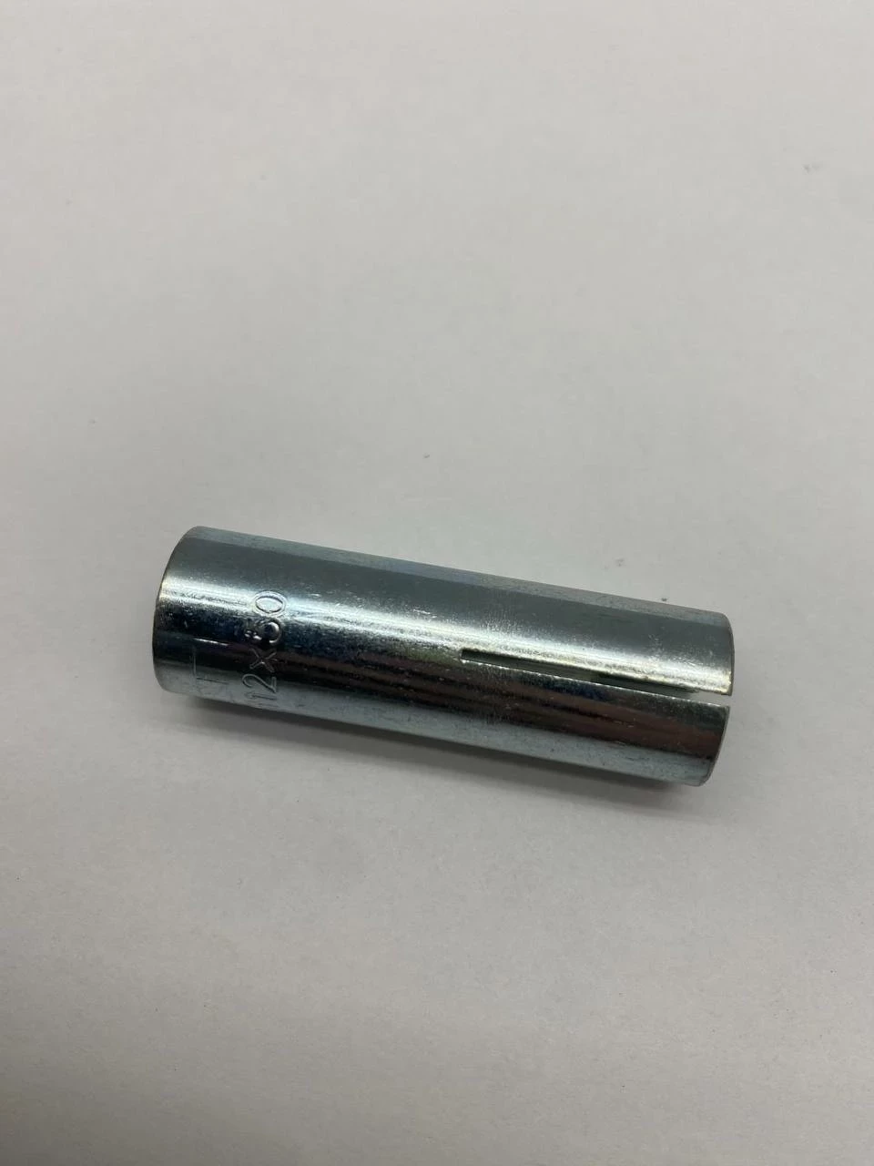 kotwa-wpuszczana-hilti-hkd-d-m12x50-250-sztuk-dlugosc-calkowita-5000