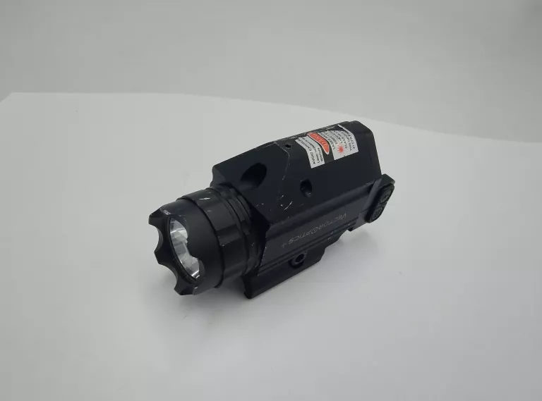 CELOWNIK LASEROWY Z LATARKĄ VECTOR OPTICS
