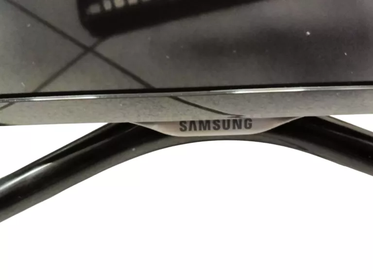 SAMSUNG 32' UE32F5500AW SMART TV