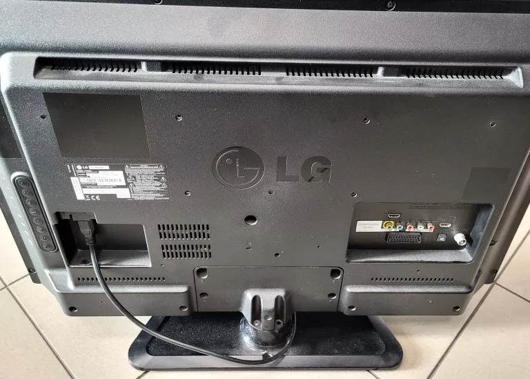 TELEWIZOR 32 LG 32LN5400 + PILOT