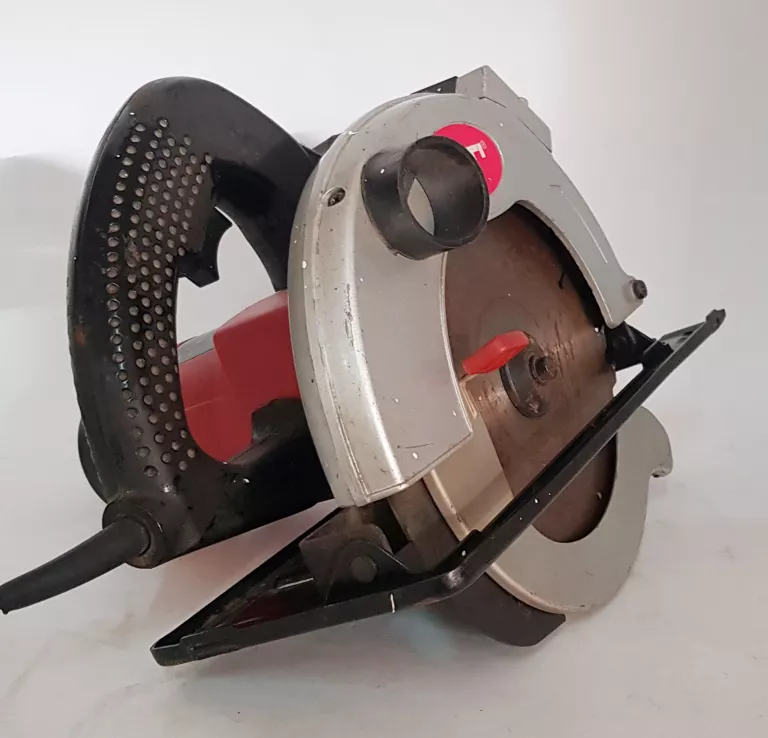 PILARKA RĘCZNA HILTI WSC 155