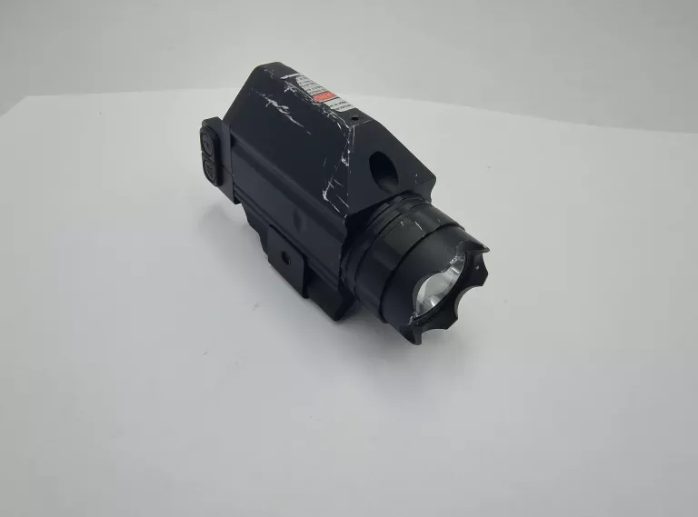 CELOWNIK LASEROWY Z LATARKĄ VECTOR OPTICS