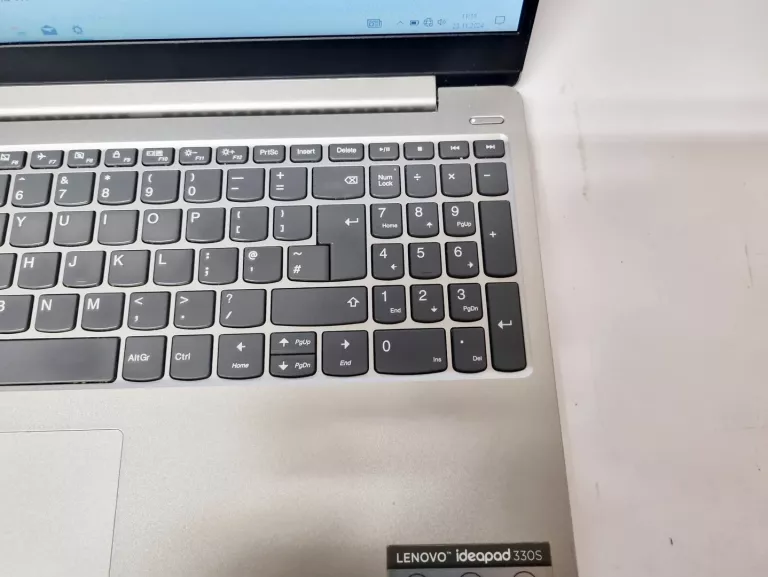 LAPTOP LENOVO IDEAPAD 330S