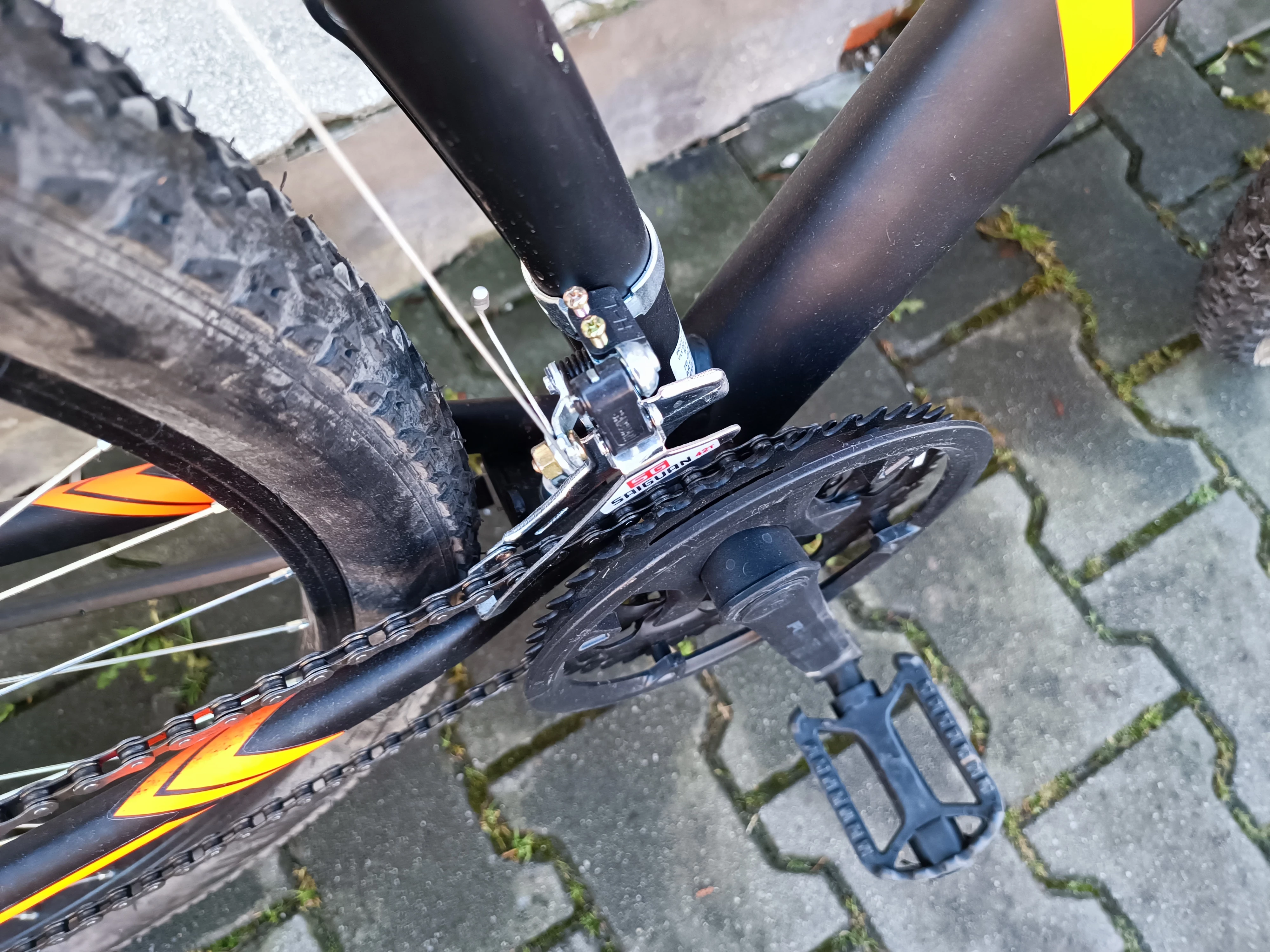 rower-gorski-hogan-rama-18-cali-kola-29-stan-11323-2