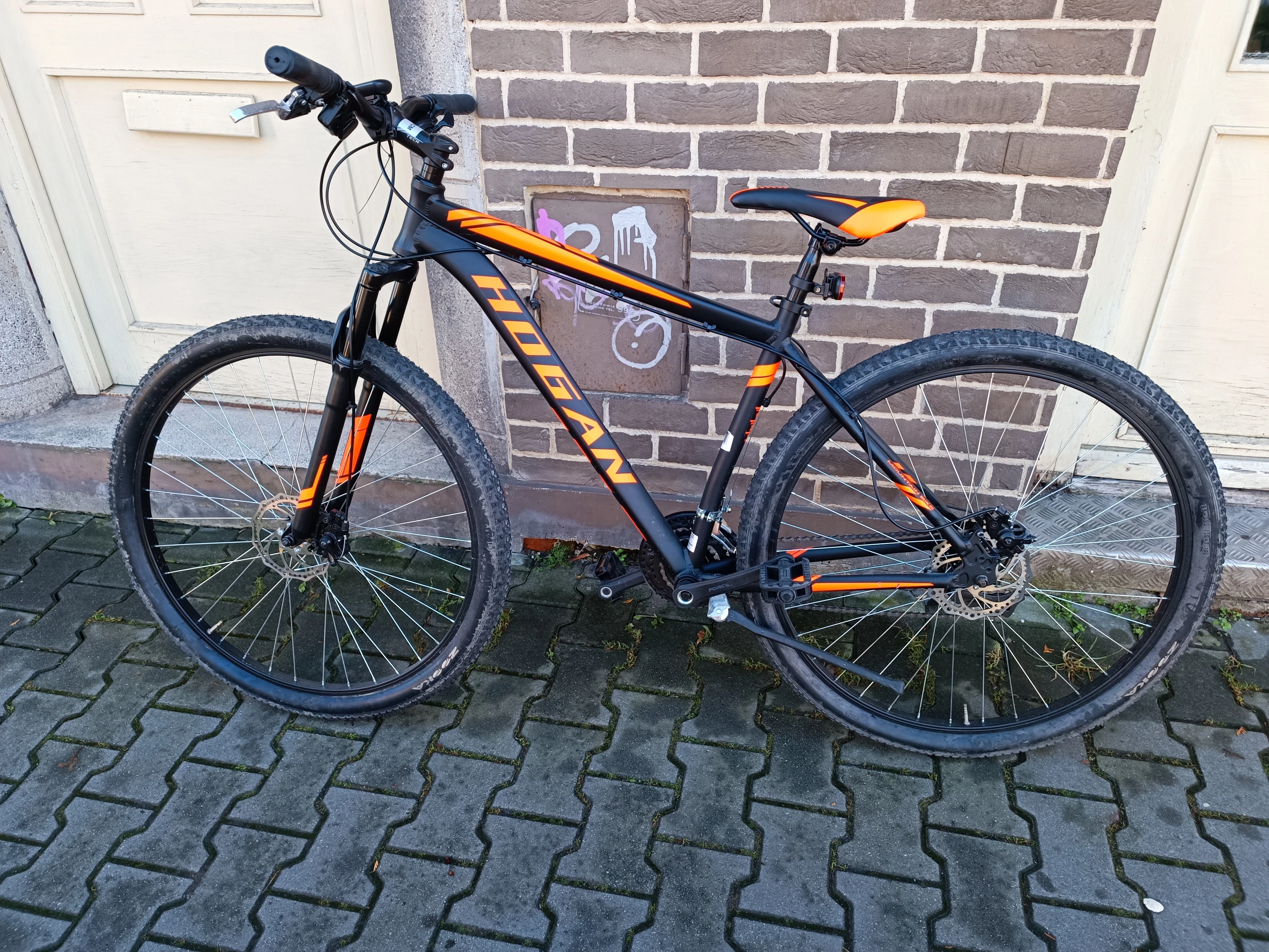 rower-gorski-hogan-rama-18-cali-kola-29-liczba-biegow-24