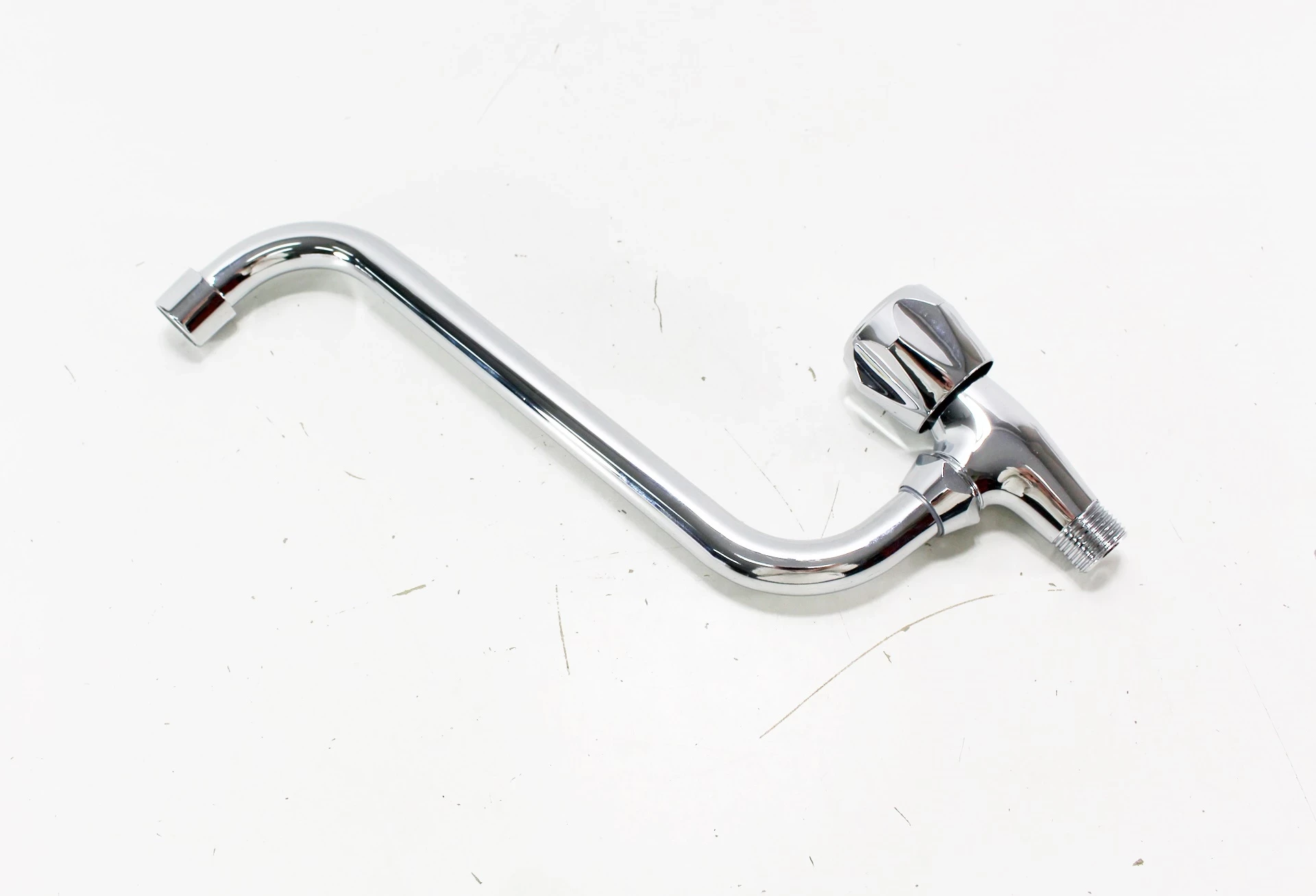 kran-bateria-natynkowy-zwykly-partyzantow-2-jedrzejow-palladium