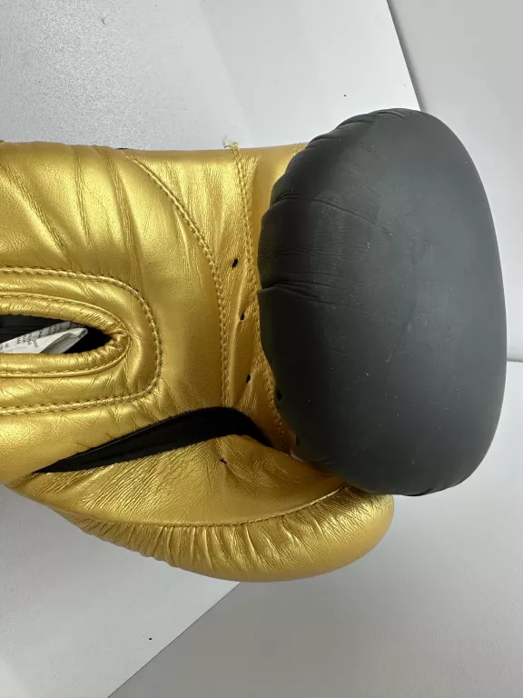 RĘKAWICE BOKSERSKIE IQ BOXEO CZARNO-ZŁOTE 13-0Z