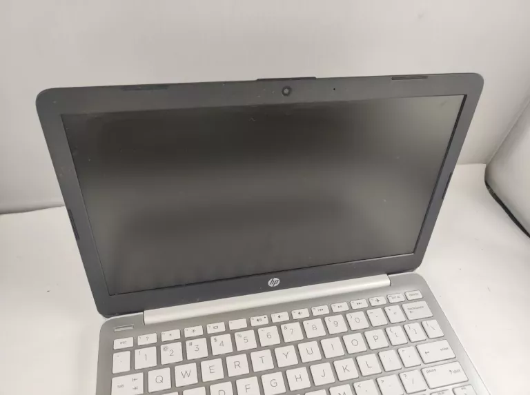 LAPTOP HP STREAM 11-AK0012DX 11,6" CELERON N4020, 4GB, 64GB, WIN 11