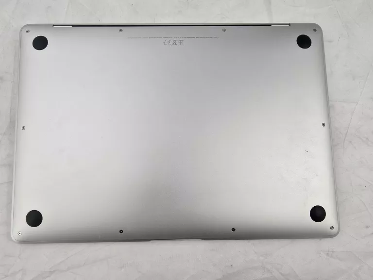 LAPTOP MACBOOK AIR A2337