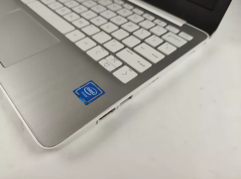 LAPTOP HP STREAM 11-AK0012DX 11,6" CELERON N4020, 4GB, 64GB, WIN 11