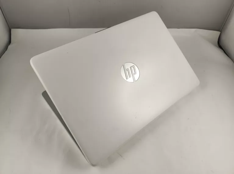 LAPTOP HP STREAM 11-AK0012DX 11,6" CELERON N4020, 4GB, 64GB, WIN 11