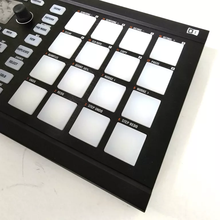 NATIVE INSTRUMENTS MASCHINE MIKRO MK II