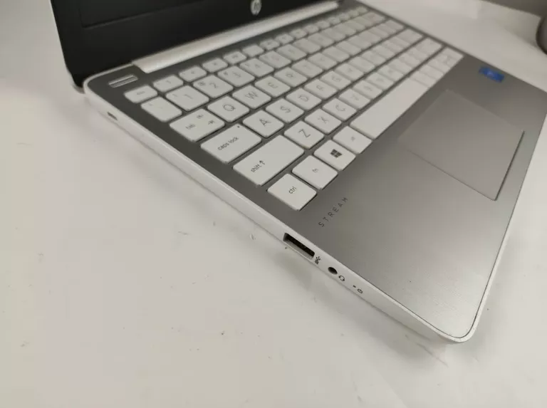 LAPTOP HP STREAM 11-AK0012DX 11,6" CELERON N4020, 4GB, 64GB, WIN 11