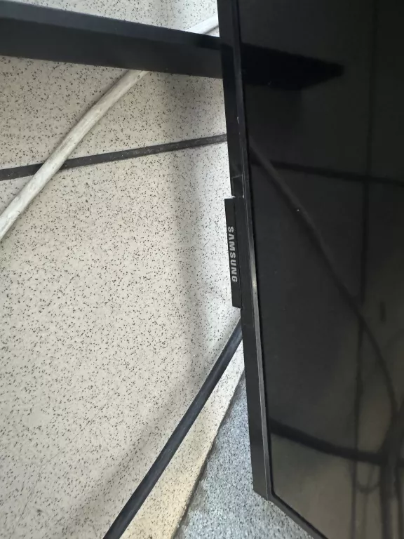 SAMSUNG UE50AU8002/PILOT