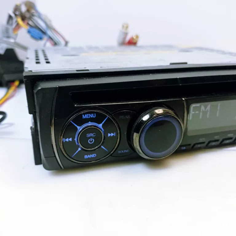 RADIO SAMOCHODOWE CLATRION CZ201E