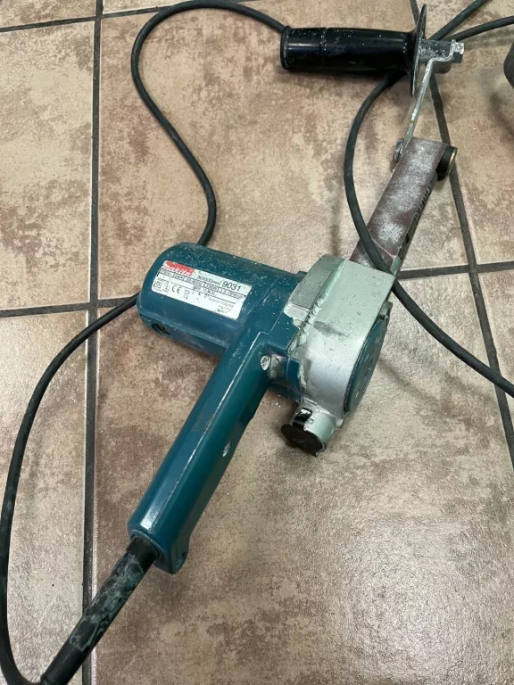 MAKITA 9031 PILNIK ELEKTRYCZNY TAŚMOWY