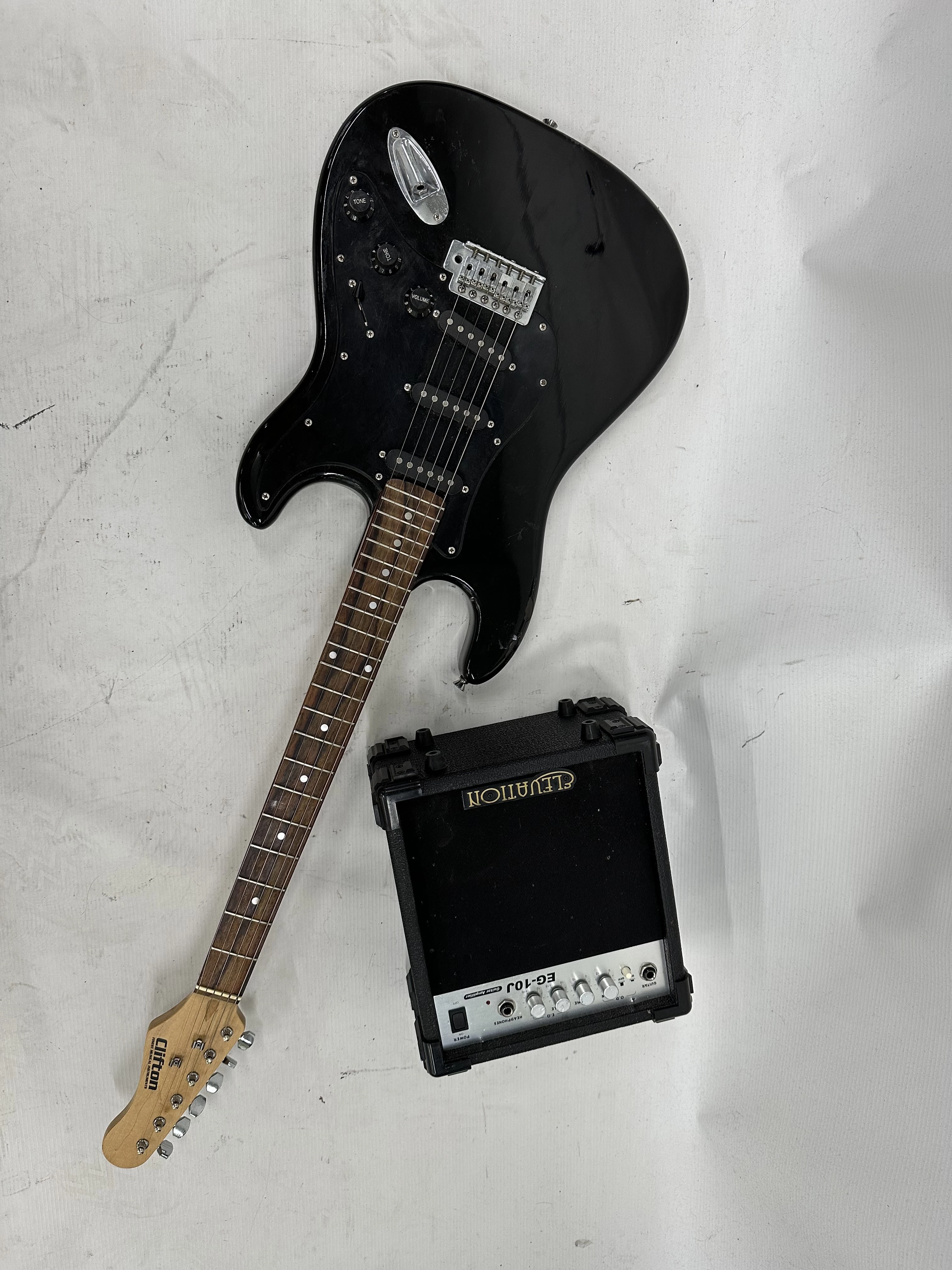 gitara-elektryczna-clifton-finest-musical-instruments-wzmacniacz-czerwony-dwor-24-gdansk