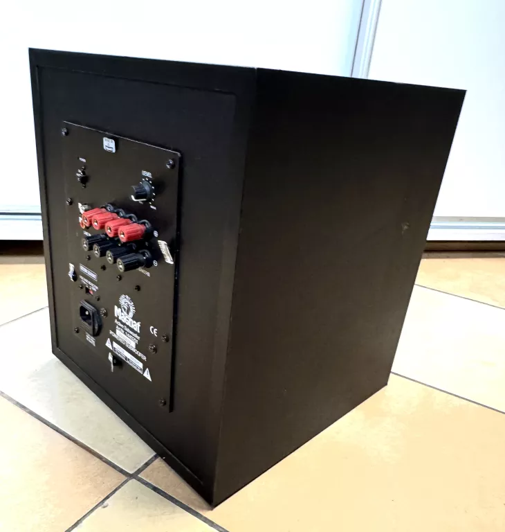 SUBWOOFER AKTYWNY MAGNAT 1440201