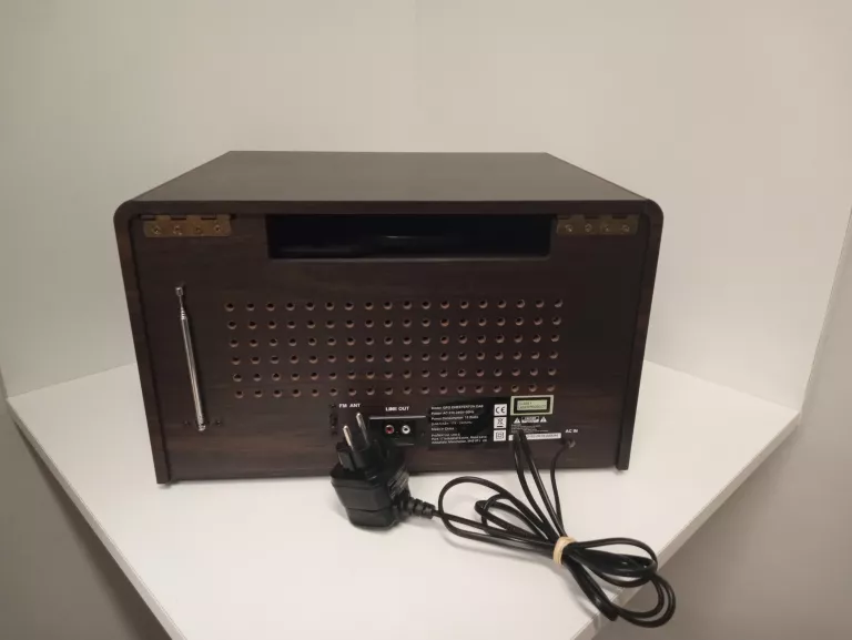 GRAMOFON RETRO GPO CHESTERTON DAB