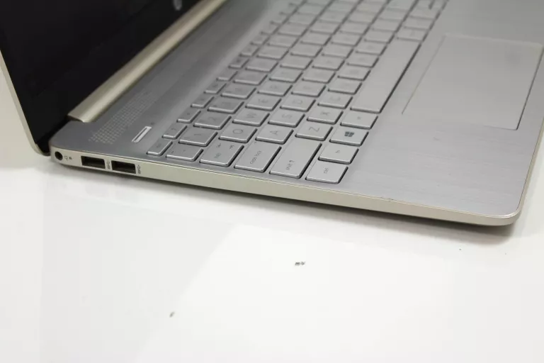 LAPTOP HP 15S-FQ2009NW 15,6 " INTEL CORE I5 8 GB / 512 GB SZARY