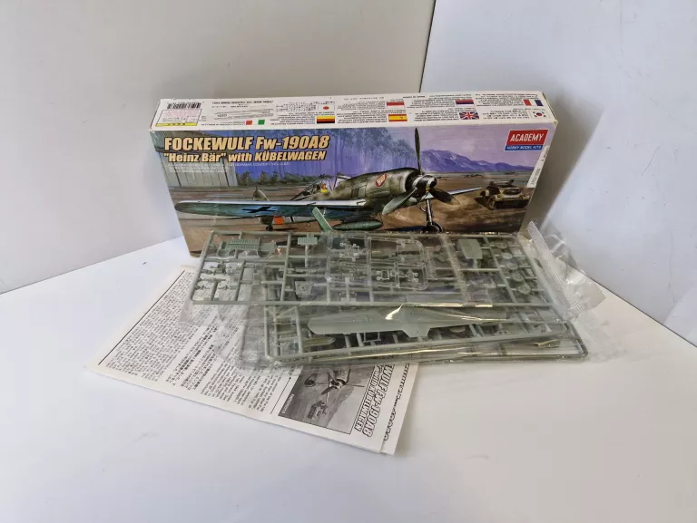 MODELE DO SKLEJANIA SAMOLOTY 6 SZTUK AIRFIX ITALERI REVELL TAMIYA ACADEMY