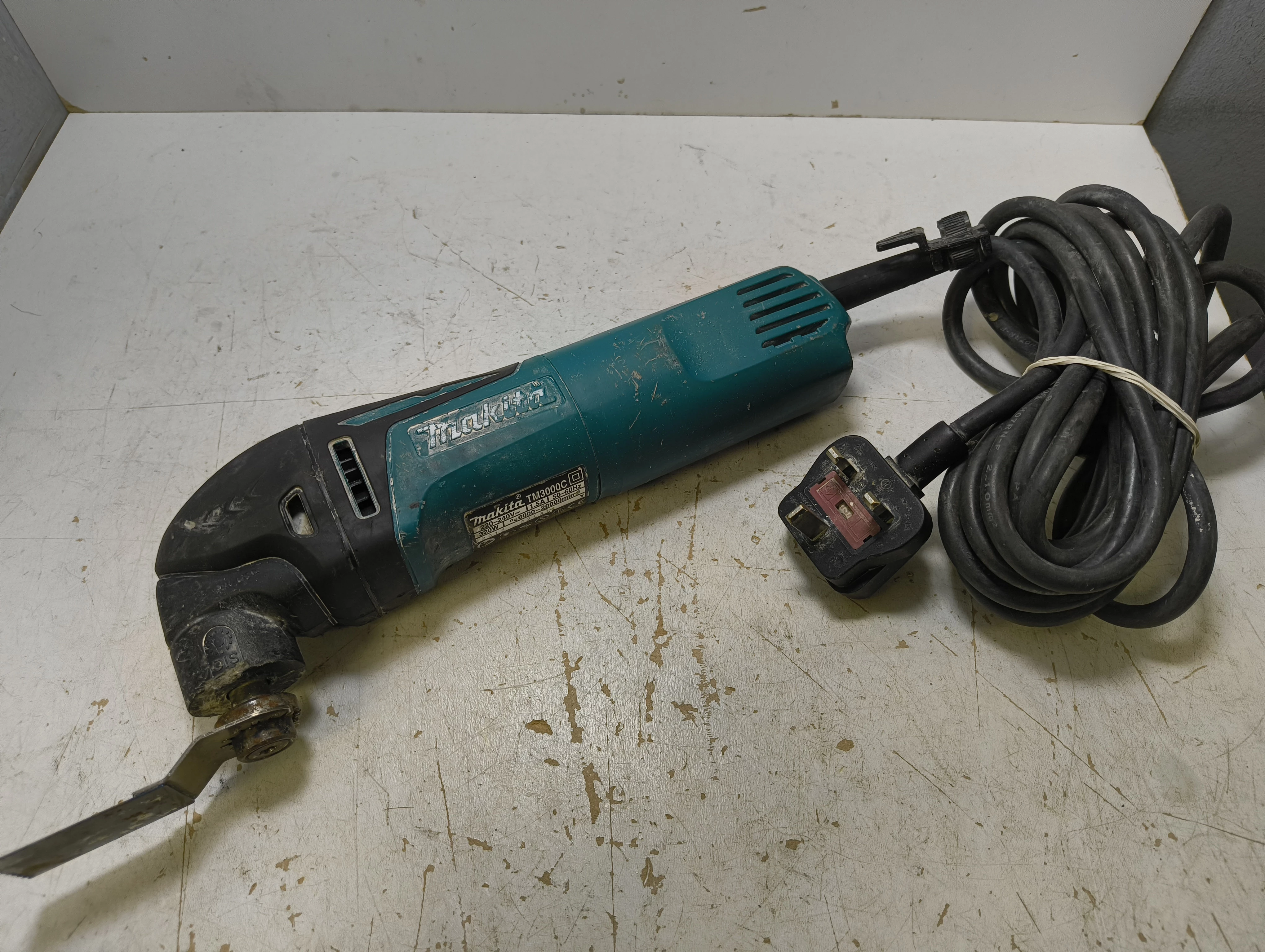 urzadzenie-wielofunkcyjne-makita-tm3000c-osiedle-niepodleglosci-1-krakow