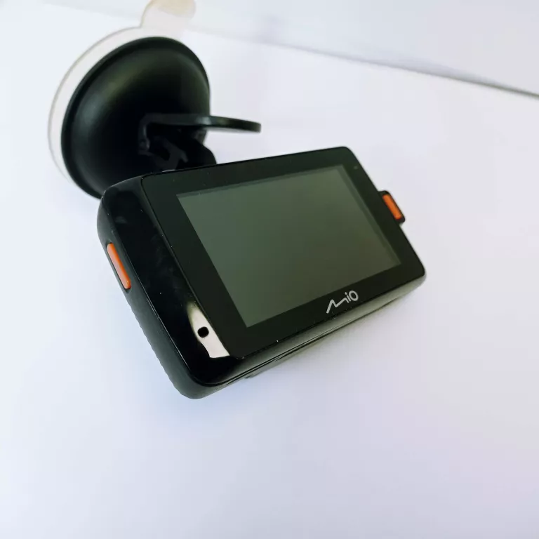 WIDEOREJESTRATOR MIO MIVUE 752 WIFI DUAL