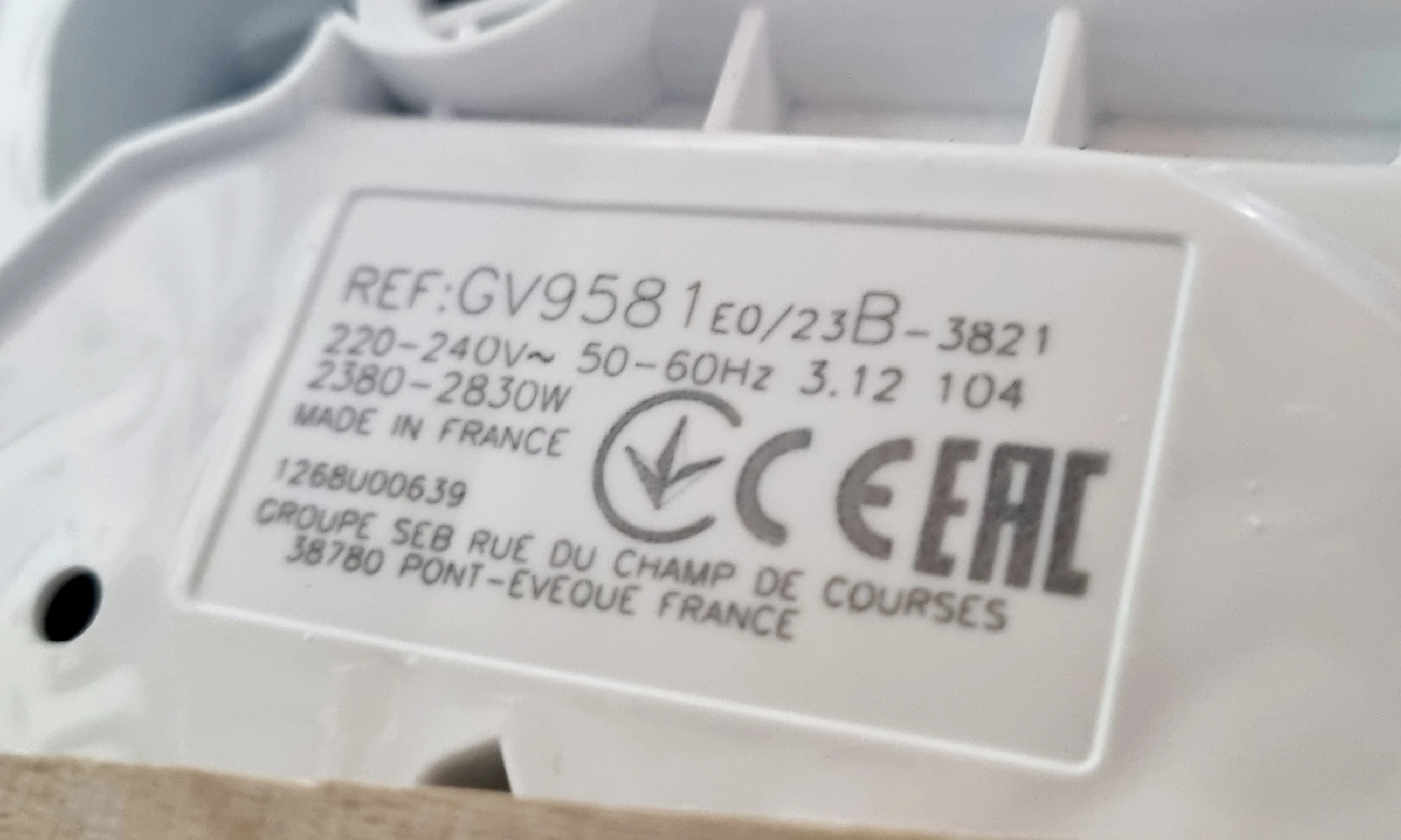 generator-pary-tefal-gv9581-rodzaj-zelazka-205670-224450