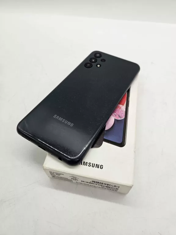 SMARTFON SAMSUNG GALAXY A13 KOMPLET