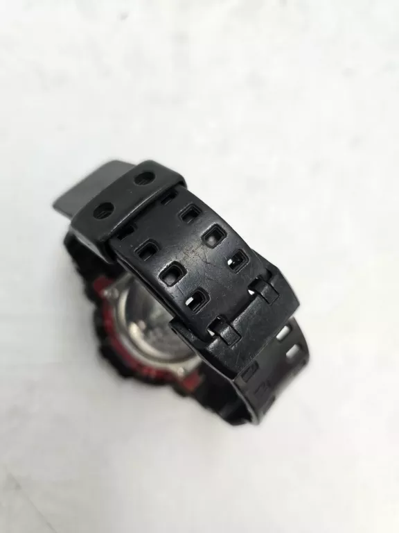 ZEGAREK CASIO G-SHOCK GA-700