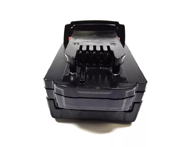AKUMULATOR MILWAUKEE M18 4AH