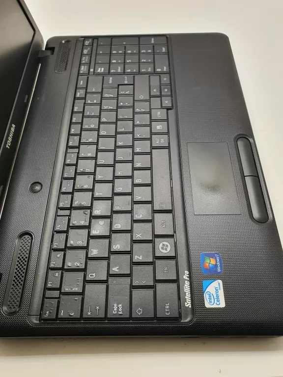 LAPTOP TOSHIBA SATELLITE PRO C660-27X 6GB RAM 200 HDD WIN7