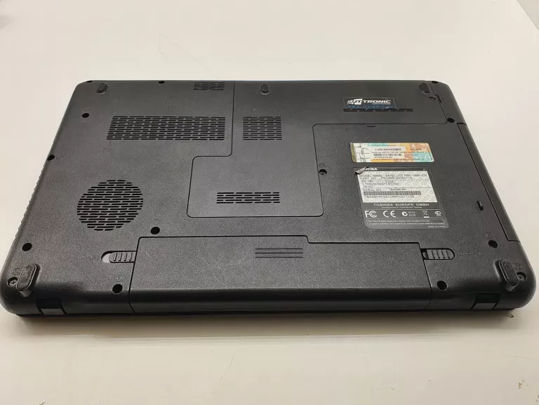 LAPTOP TOSHIBA SATELLITE PRO C660-27X 6GB RAM 200 HDD WIN7