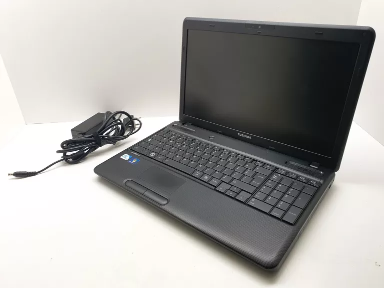 LAPTOP TOSHIBA SATELLITE PRO C660-27X 6GB RAM 200 HDD WIN7