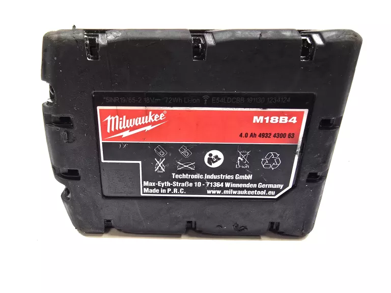 AKUMULATOR MILWAUKEE M18 4AH