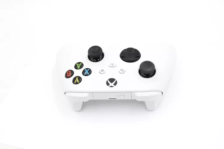 XBOX SERIES WIRELESS CONTROLLER ROBOT WHITE KOMPLET