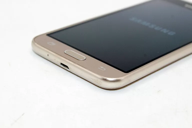 TELEFON SAMSUNG GALAXY J3 2016 (SM-J320F) 1,5+8GB ZŁOTY