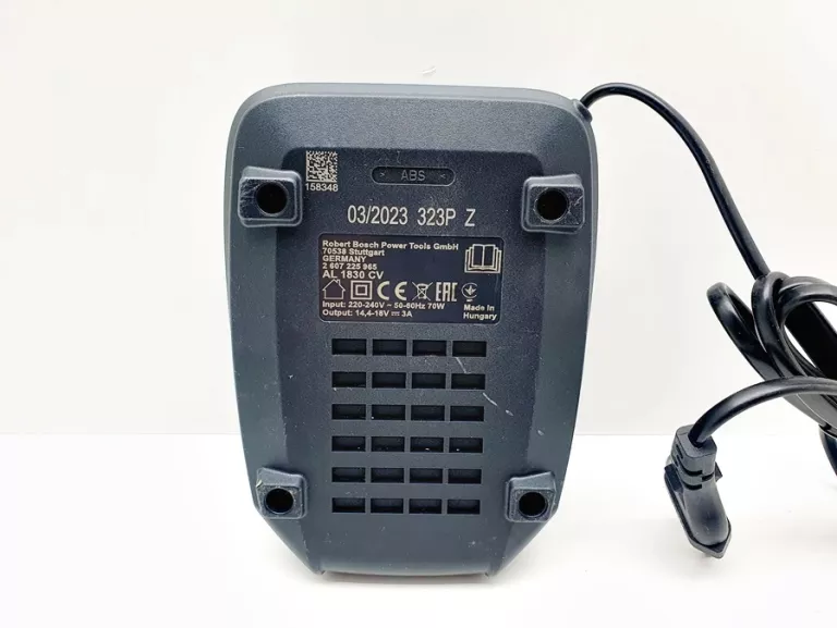 ŁADOWARKA DO AKUMULATORÓW BOSCH CHARGER 18V AL 1830 CV